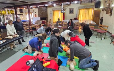 Rotary Club Peñaflor se capacita en primeros auxilios y respuesta ante emergencias